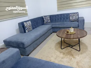  1 طقم كورنر امريكي تفصيل عرسان بحالة الجديد استعمال شهرين خشب ثقيل  للبيع