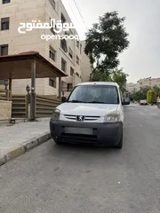  3 فان بيجو بارتنر 2011 للبيع