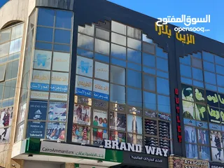  1 مكاتب للايجار موقع  مميز في السوق بانورما موقع  المجمع مميز جدا قريب من الخدمات منطقه حيويه