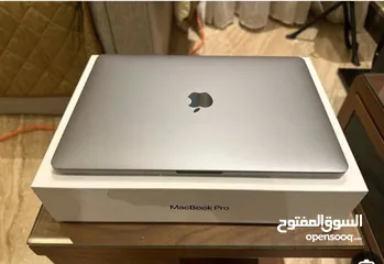  4 Apple MacBook pro لاب توب