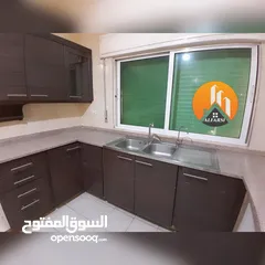  25 شقة طابق اول مع بلكونة ومصعد للإيجار في افضل وارقى المواقع في ضاحية الاقصى واسعة