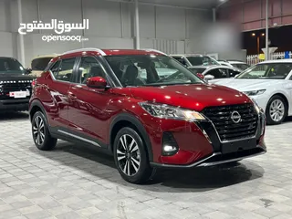  3 Nissan Kicks