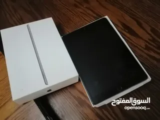  1 ايباد 9 _ 64جيجا ممتاز بطاريه 85 وأكثر ممكن  للبيع فقط ما بدك تشتري لا تبعث ما في بدل...............