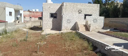  3 بيت ريفي مستقل للبيع