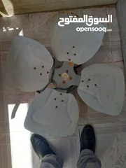  6 مراوح مكيف عدد 2شغالات100/100كانو ركبين على كمبرسر 8.5