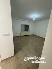  12 شقه في تلاع العلي كبيرة للبيع