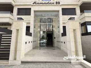  2 شقة دوبلكس مع روف باطلالة مميزة مساحة 280 + 90 باجمل مناطق رجم عميش - حي الصحابة -شركة رمضان للاسكان