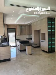  5 شقه للايجار ام اذينه قرب فندق four seasons تشطيب مميز 3 نوم من المالك مباشره