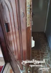  4 ,باب حديد حمايه وباب خشب