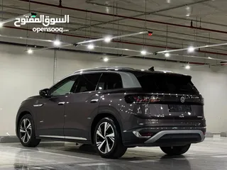  7 ID 6 Crozz pro اعلى صنف موديل 2022  فل اضافات فتحه متحركه وعداد 42 الف ما زالت تحت الكفاله