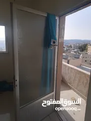  11 بواب خشب و المنيوم