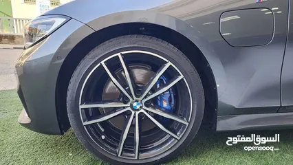  11 BMW  e330M PACKAGE