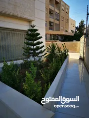  2 شقة مفروشة ارضيه  للايجار في منطقة عبدون .. مع ترس و كراج  / مساحة 120م