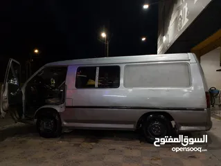  10 باص H100 موديل 2001 بسعر 3000 قابل للتفاوض