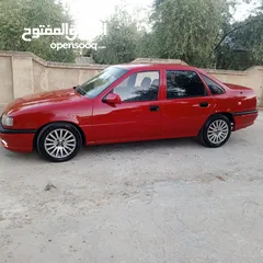  4 أوبل فكترا 1991