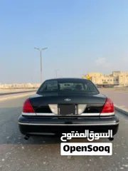  4 فورد فكتوريا