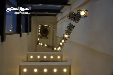  18 شقه فاخر جدا في اجمل مناطق الجبيهة حي المنصور المطل والرائع تشطيبات فندقية