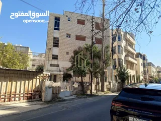  1 عمارة للبيع من أربع طوابق في موقع مميز في ضاحية الرشيد بسعر مميز  للاستثمار أو للسكن / ref 9428