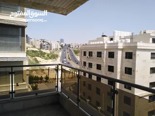 4 شقه للبيع في دير غبار المساحه 300م