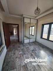  10 شقة دوبلكس في أرقى واجمل مناطق دابوق ثالث مع روف
