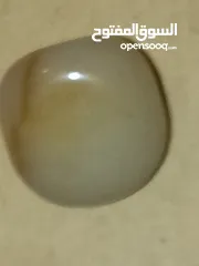  15 حجاره احجار كريمه عقيق و يماني و اوبال حجر القمر زمرد فيروز كهرمان  حجم معدل 2 سم
