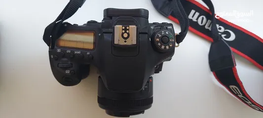  1 للبيع: كاميرا Canon 90D – حالة ممتازة