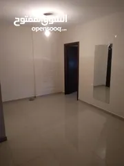  6 شقة صغيرة للايجار - شارع نابلس