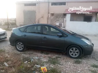  5 تويوتا بريوس