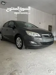  7 opel astra 2011