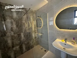  11 شقة شبه مفروشة للايجار في الظهير ( Property 38884 ) سنوي فقط