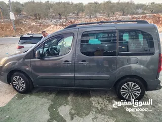  6 بيجو بارتنر