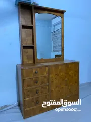  1 ميز تواليت تزكام نظيف