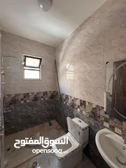  6 شقة جديدة للإيجار ساكن اول بناء جديد-الزرقاء -حي الامير شاكر- شارع -عقربا - خلف صالة قصر بلاد الشام