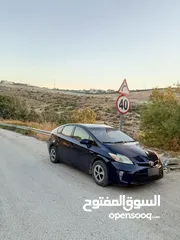  2 تيوتا بريوس2012