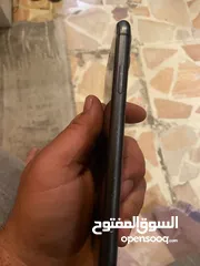  1 آيفون 11 بحاله جيده