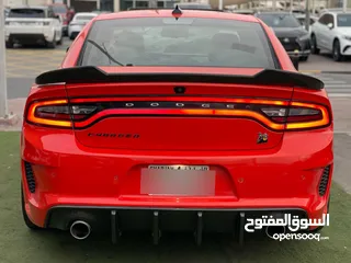  3 Dodge Charger SRT 2021