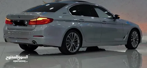  3 BMW530e2019