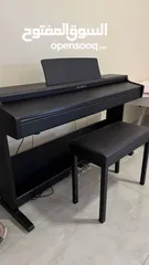  1 البيانو بحالة جديدة،