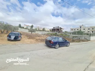  3 قطعة ارض مميزة للبيع...البيع نقدا فقط