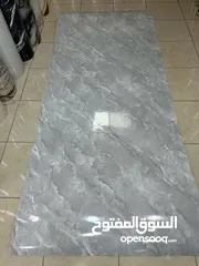  23 #رول  بديل الرخام الطول 2.80 م العرض 1.20  السماكة 3 ملم  مصنوع من الفوم واللاصق منه وفيه للجدران