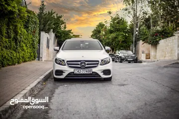  3 Mercedes Benz E200 Amg 2020