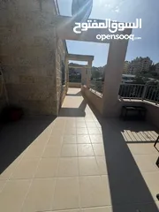 11 روف مميز للبيع