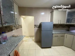  6 شقة للايجار شقه عباس غرفتين نوم وحمام ومطبخ