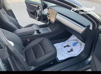  6 تيسلا موديل 3
