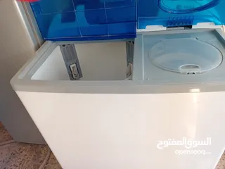  2 غسالت حوضين ام اي سي 12 كيلو شغالة مية من مية
