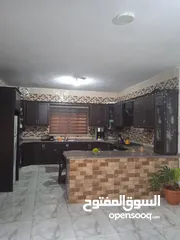  3 منزل مستقل للبيع – واجهتان على شارعين وموقع مميز فرصة ذهبية لامتلاك منزل مستقل في منطقة هادئة ومخدوم