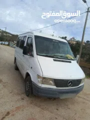  4 مرسيدس بينز 212