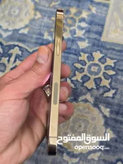  3 ايفون 12 برو وكاله ولا شخط اخو الجديد زي مو واضح بصور