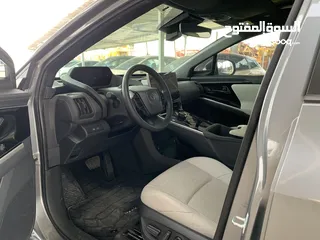  18 تويوتا bz4x 2022 برو فل الفل عداد 14 الف كيلو السياره بحاله الوكاله