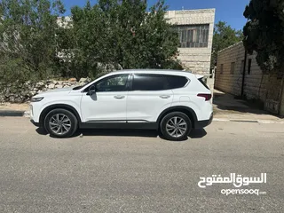  5 هونداي سانتفيه
